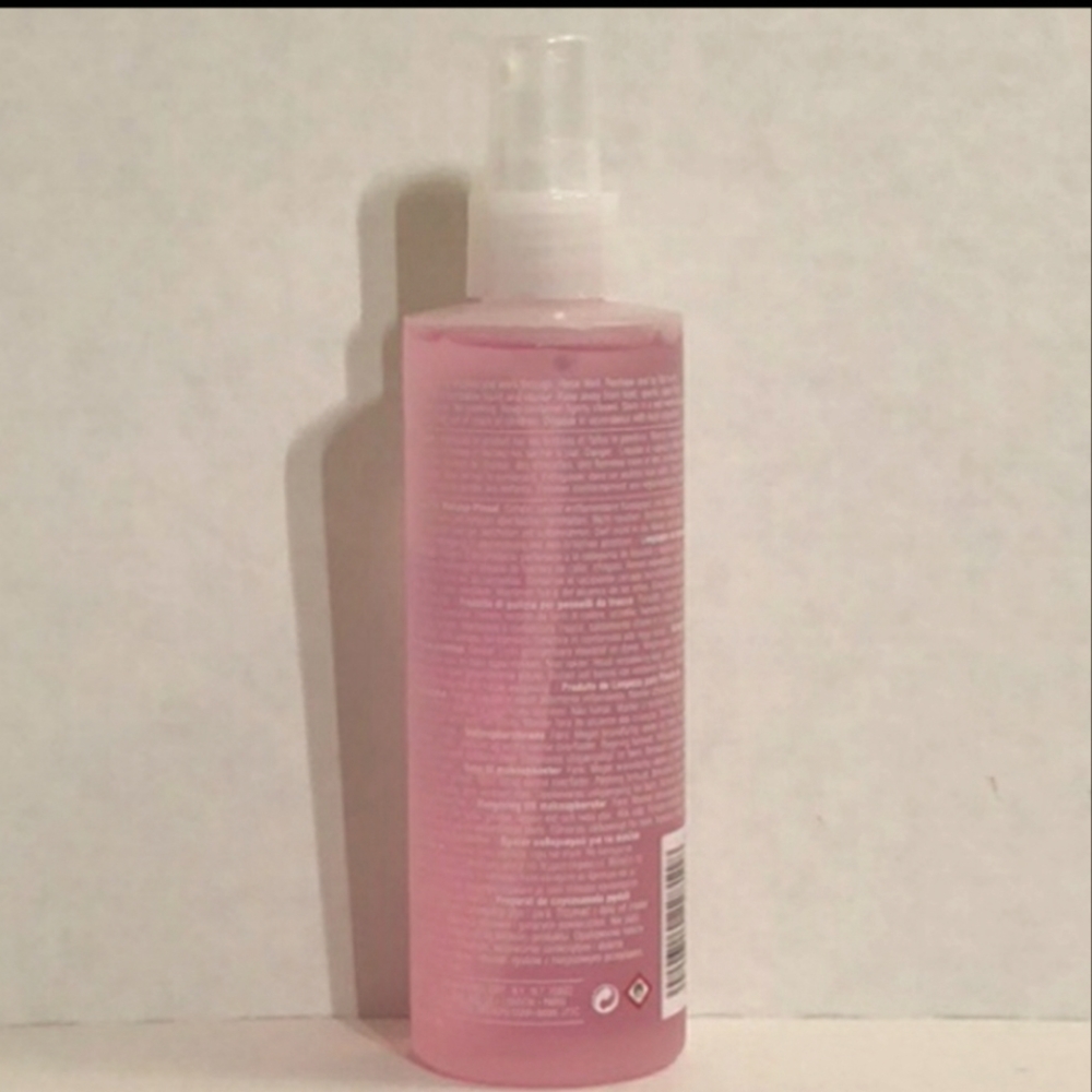 Clinique Makeup brush Cleaner (8 FL. OZ. LIQ / 236 ml.) * New * Not box included - Picture 2 of 2